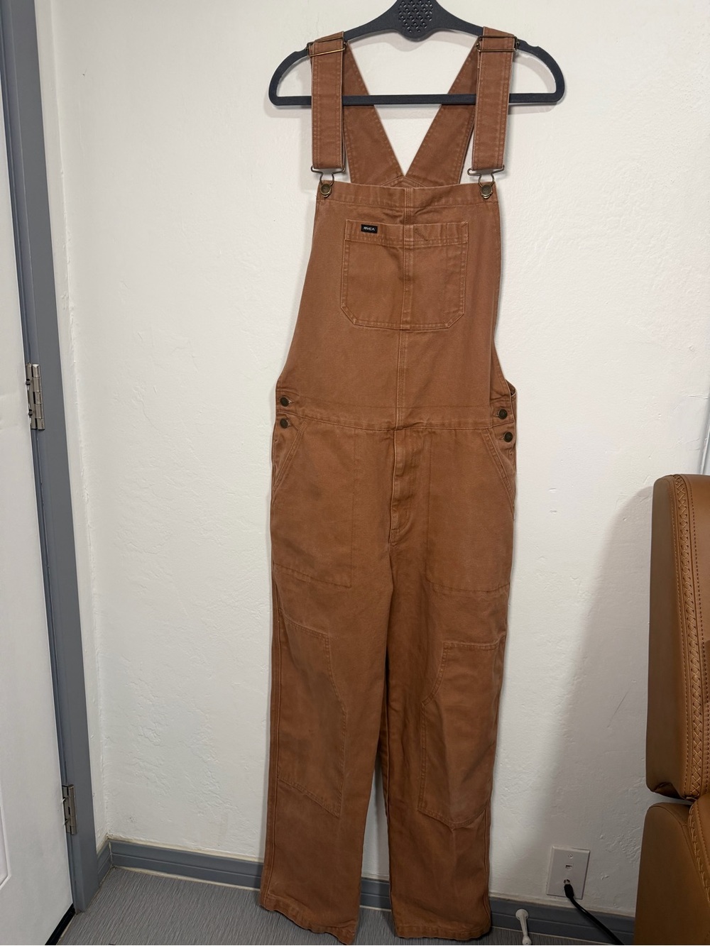 RVCA Men's Grounded Canvas Workwear Overalls Brown Medium Utility Straight Leg - Picture 6 of 16